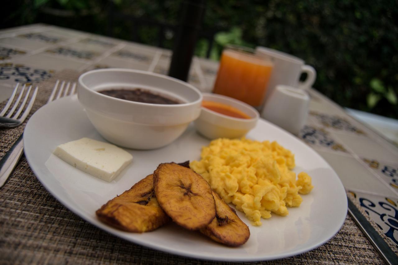 Hotel Casa San Bartolo Antigua Екстериор снимка